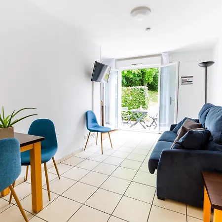 Cerise Nantes Atlantis Apartahotel 3*