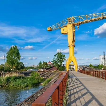 色赖斯南特亚特兰蒂斯旅馆 公寓式酒店 3*