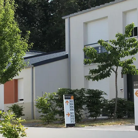 Cerise Nantes Atlantis Apart-hotel Saint-Herblain