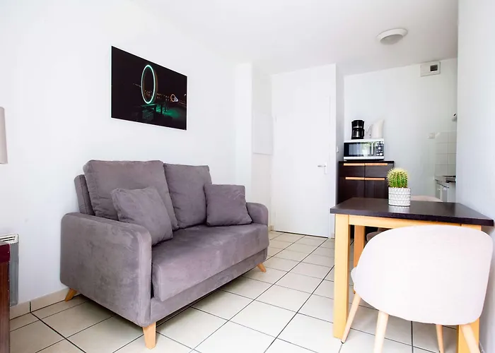 Cerise Nantes Atlantis Appart hôtel 3*