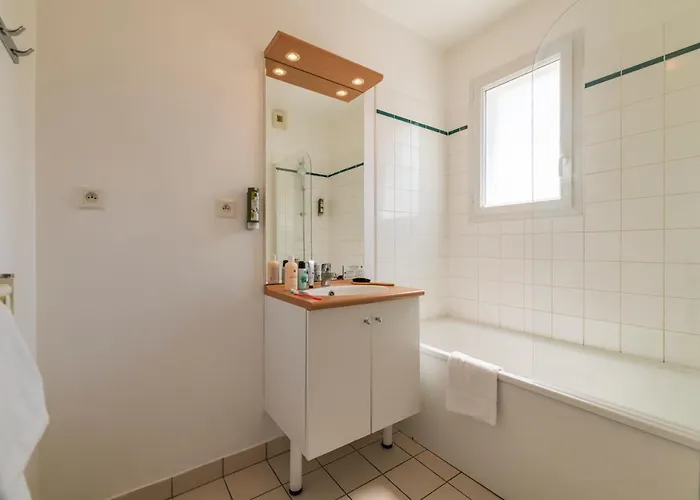 Cerise Nantes Atlantis 3*