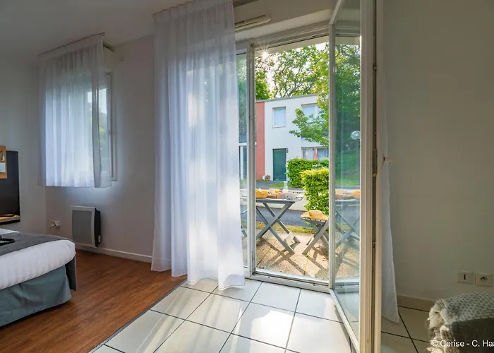 Cerise Nantes Atlantis 3*